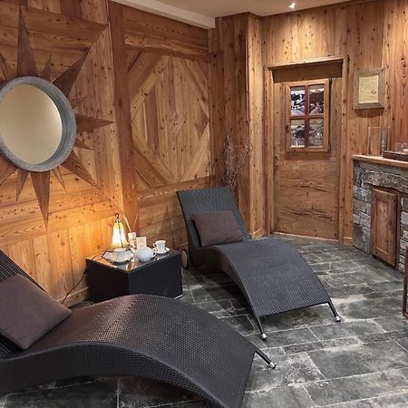Hotel Petit Tournalin Champoluc Buitenkant foto