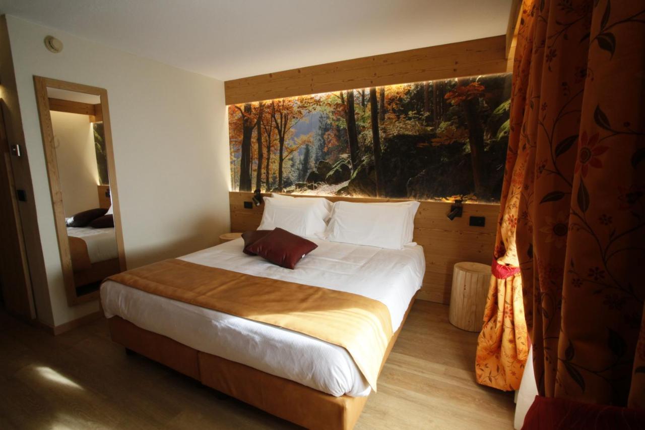 Hotel Petit Tournalin Champoluc Buitenkant foto