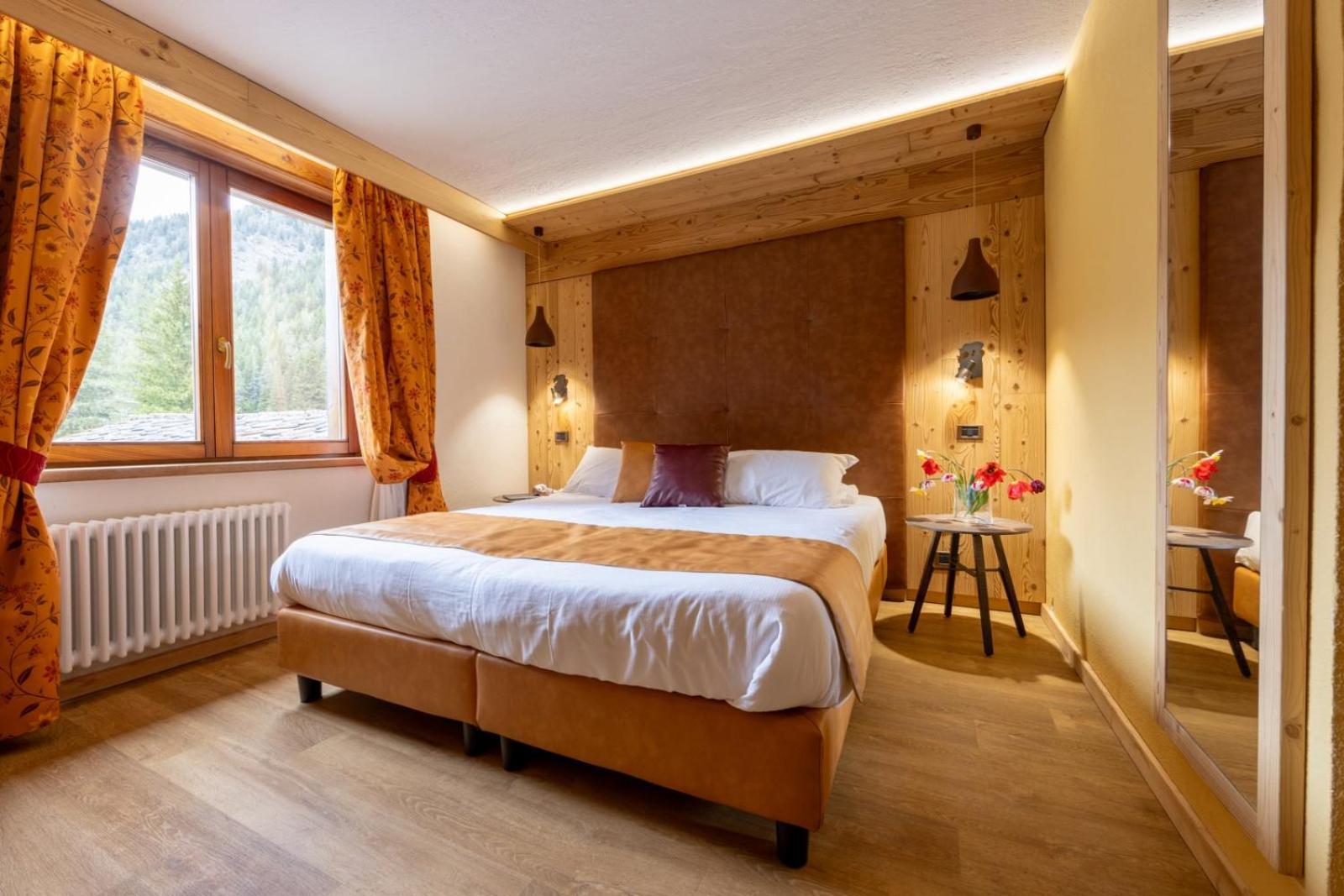 Hotel Petit Tournalin Champoluc Buitenkant foto