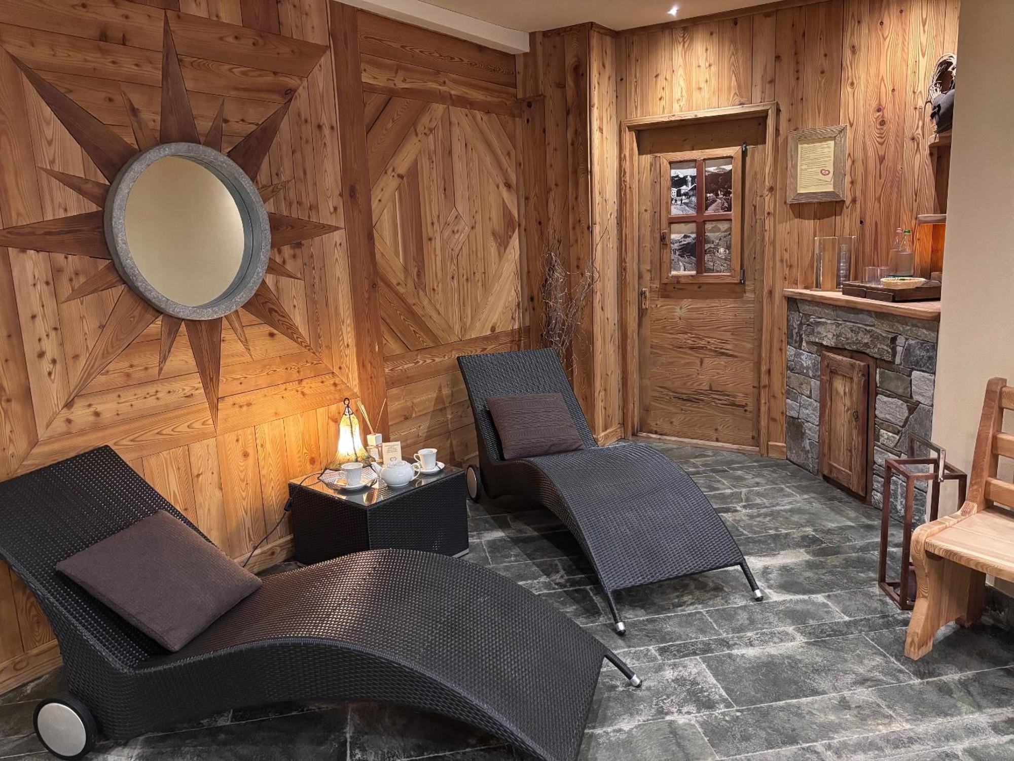 Hotel Petit Tournalin Champoluc Buitenkant foto